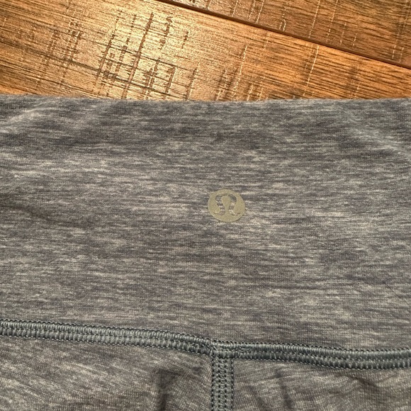 Workout Leggings (2) UA and Lulu - Picture 6 of 9